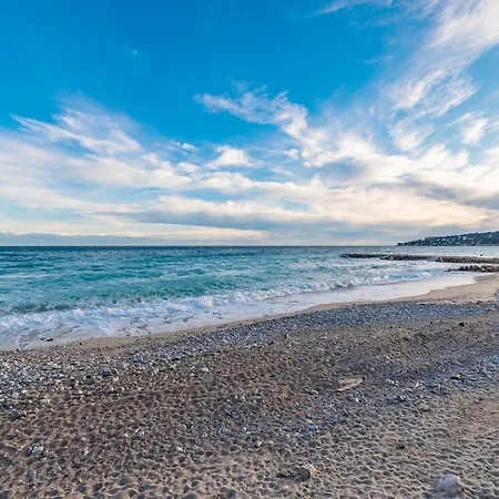 Admiral Plaza, 1 En Centre Ville, Parking & Acces Menton