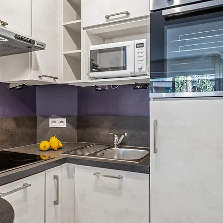 Admiral Plaza, 1 En Centre Ville, Parking & Acces Daire *