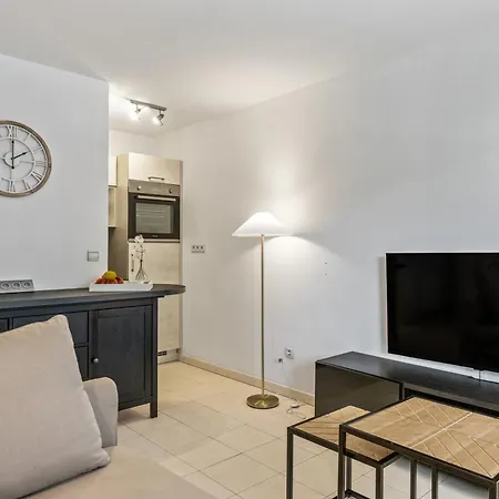 Appartement Admiral Plaza, 1 En Centre Ville, Parking & Acces *
