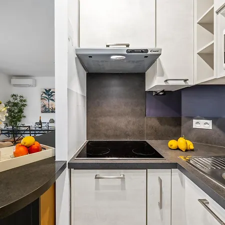 Admiral Plaza, 1 En Centre Ville, Parking & Acces * Menton