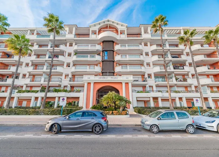 Admiral Plaza, 1 En Centre Ville, Parking & Acces * مينتون