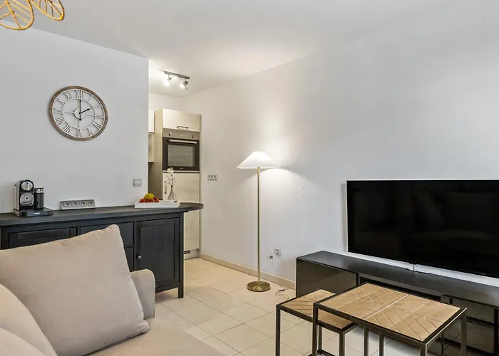 Apartment Admiral Plaza, 1 En Centre Ville, Parking & Acces *
